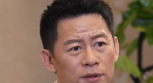 我和两个男人3p高潮
